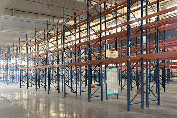 天津某大型超市貨架制作安裝工程 天津某大型超市貨架制作安裝工程